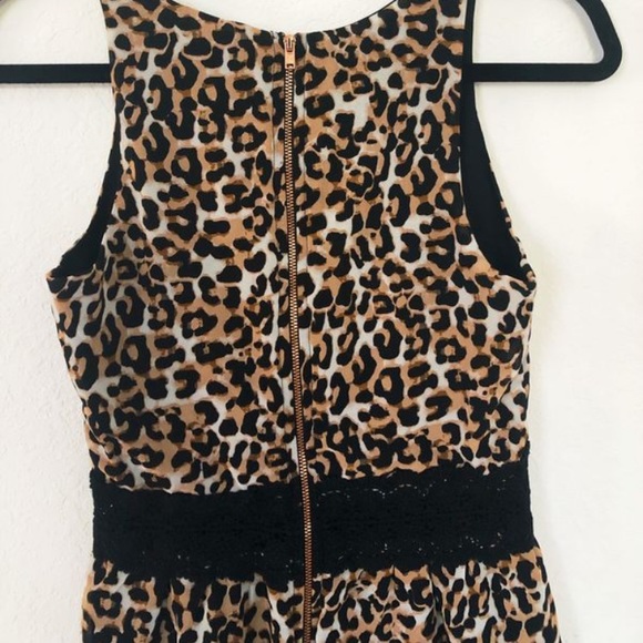 Leopard 🐆 Print Romper - Picture 5 of 8